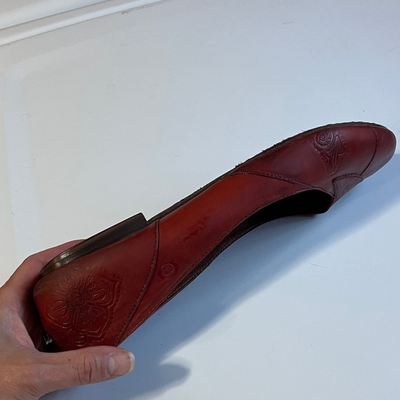 Born Women's Red Leather Loafers - Picture 9 of 12